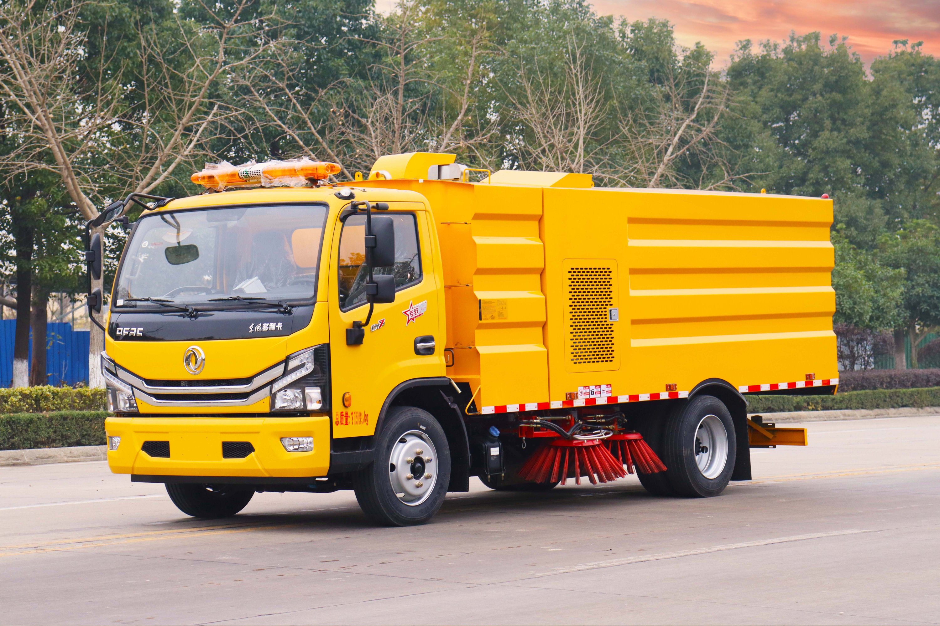 國六東風(fēng)大多利卡12噸掃路車